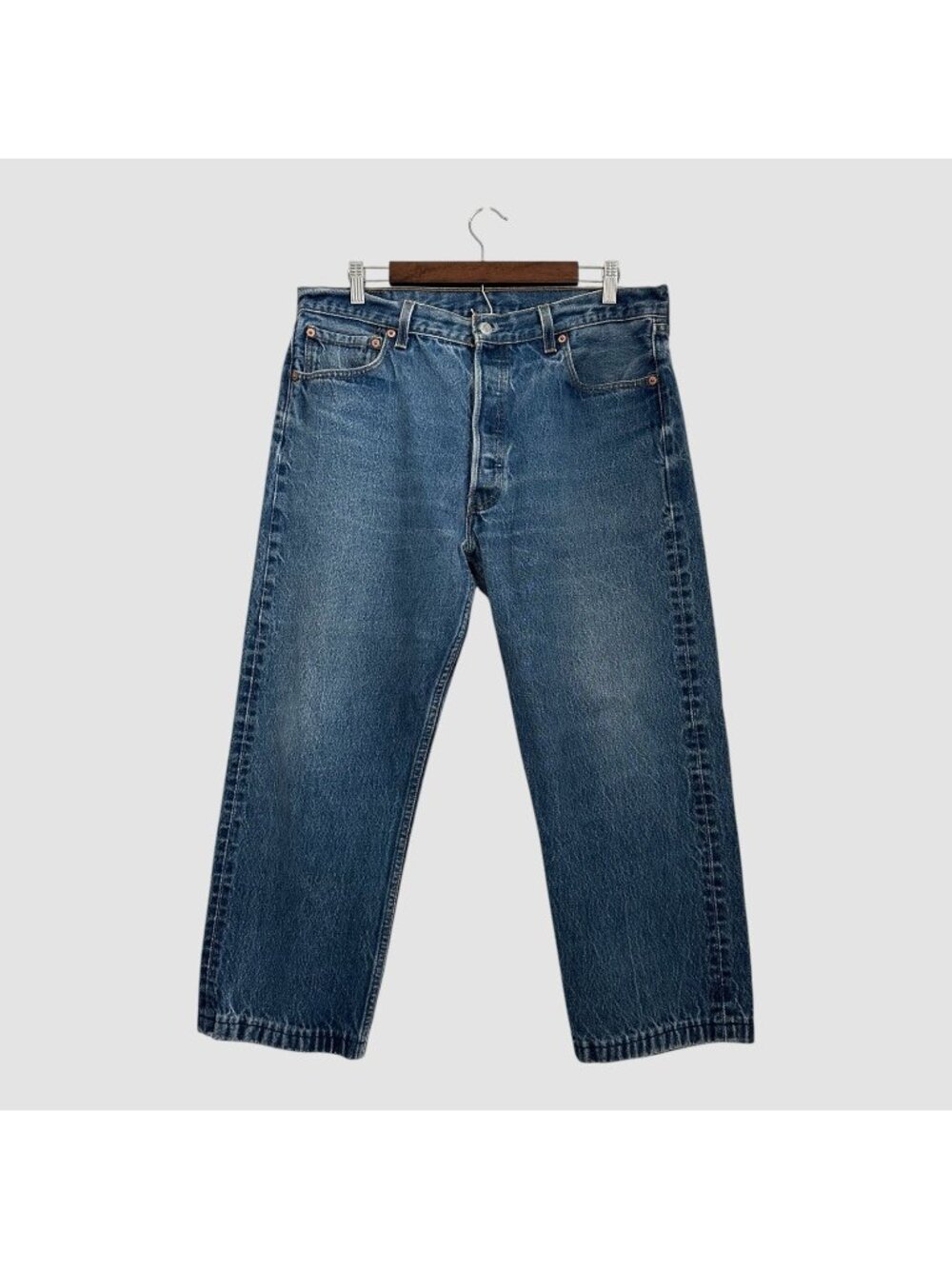 Levi’s 501 Vintage Made in USA 90s Men’s Size W36 L36 Blue Jeans 501-0197